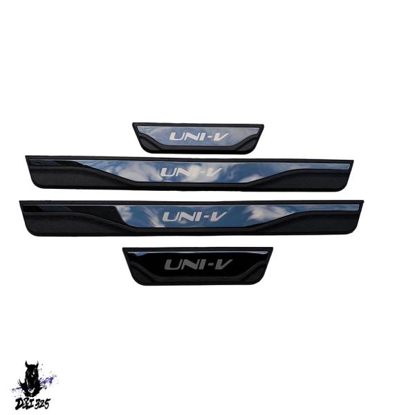 【互換品】 スズキ スイフト スポーツ ZC33S 2022-2024 用 スカッフプレートプロテク...