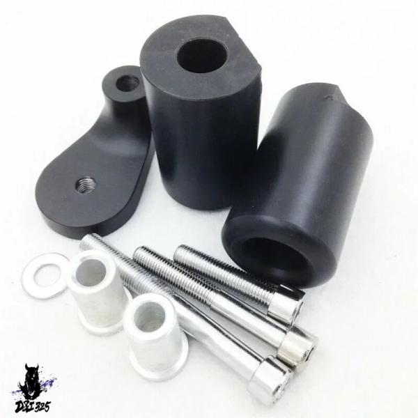 【互換品】 スズキ GSX-R1000 2001-2002用ブラックカーボンフレームスライダー 社外...