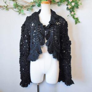 ⭐︎新品・未使用⭐︎ INGEBORG インゲボルグ　コーデュロイ　フリルジャケット INGEBORG（インゲボルグ） 未使用 ロゴ 入り リボン 付 ノーカラー