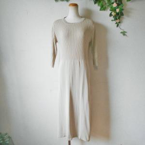 ハグオーワーコットンリネンワンピース 新品タグ付き D1626 コットンリネンタックワンピース(M オフホワイト): ワンピース