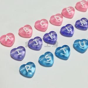 アルファベットビーズ　A B C D E F G H I J K L M N O P Q R S T 　アクリルビーズ　ハート　12*11ミリ　1個