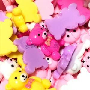 デコパーツ　くま　27*15ミリ　1個