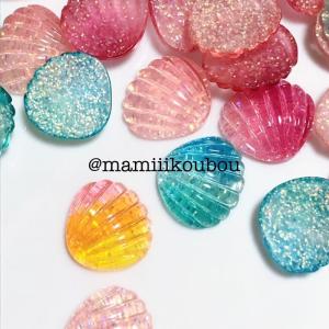 デコパーツ シェル ラメ入り 16*18ミリ ...の詳細画像1