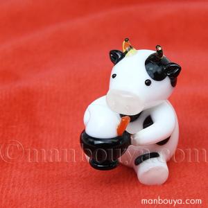 ガラス細工　ミニチュア　梅 ミニチュア ガラス細工 樹木 森 植物 背景 ディスプレイ 木と