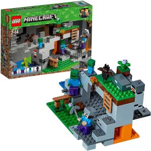 LEGO Bricktober 2013 Exclusive Minifigure Set – Vol. 3 Collectors Edition