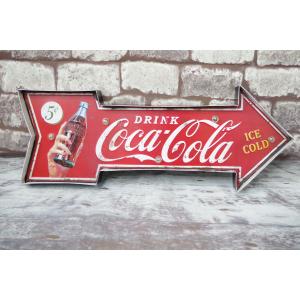 ブリキ 立体看板 ウォールサイン アメリカンレトロ アメリカ雑貨 電球付 矢印 Coca Cola コカコーラ 瓶 ボトル  BR-01