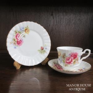 イギリス ブルーウィロー ブルーアンドホワイト カップアンドソーサー