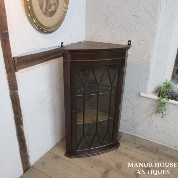 イギリス アンティーク 家具 ウォール コーナーキャビネット カップボード 飾り棚 収納 木製 マホ...