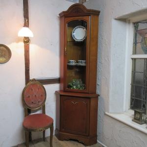 イギリス アンティーク 家具 ドレッサー カップボード キャビネット