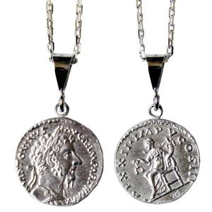 CHROME HEARTS（クロムハーツ） 爆買 イニシャル M チャーム