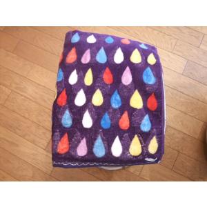 ツモリチサト・バスタオル（しずく）