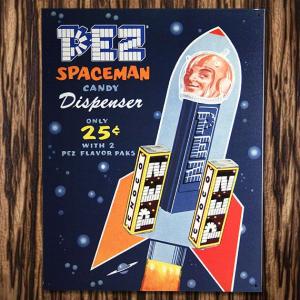 C3 ブリキ看板 TINサイン PEZ SPACEMAN ペッツ・スペースマン ロケット絵柄 アメリカン雑貨 アメリカ雑貨｜marblemarble