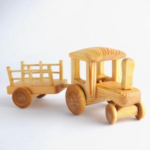 「北欧のトラクター」木のおもちゃ｜marchen-net