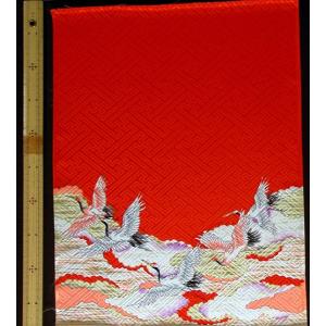 柄友禅並幅　　紗綾形地文様(中)の赤地に、鶴、雲 [販売単位1柄 ：約45cm、織幅約37cm]｜mariya