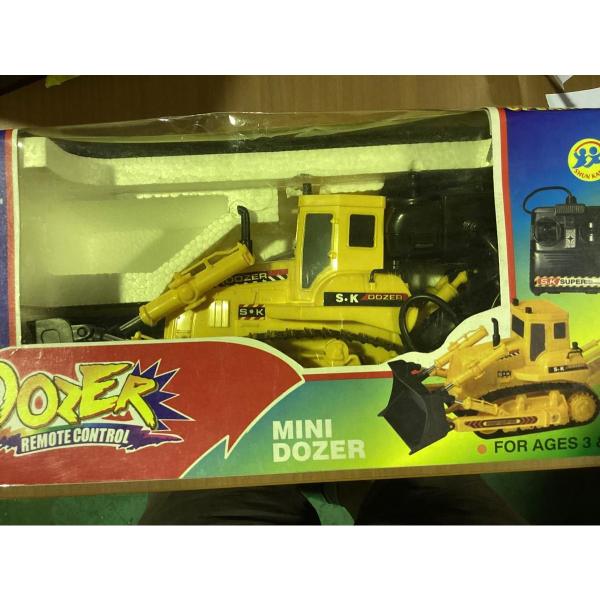 DOZER ブルドーザー　ラジコン　動作未確認 ★0235 A-2