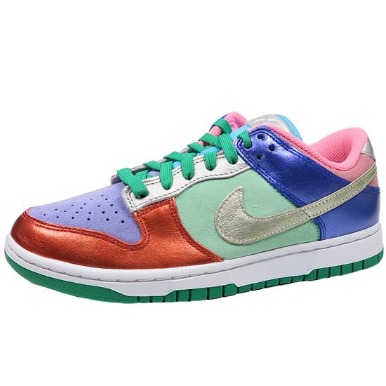 ナイキ NIKE WMNS DUNK LOW SE &quot;MISMATCH METALLIC&quot; ウィメン...