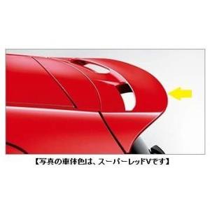 アクア nhp10リアスポイラー　赤色3PO美品 アクア 10系 3型：純正 リヤスポイラー 塗装済(廃盤 残り在庫