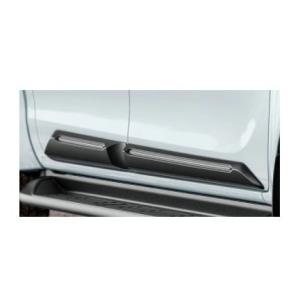 TOYOTA HILUX 　トヨタ ハイラックス【GUN125】　ボディサイドモールディング[PC1...