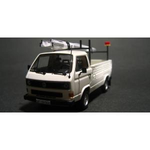 ミニチャンプス1/43VW(ワーゲン) T3 パレット（はしご付） 1983 （ホワイト）｜marusan-hobby