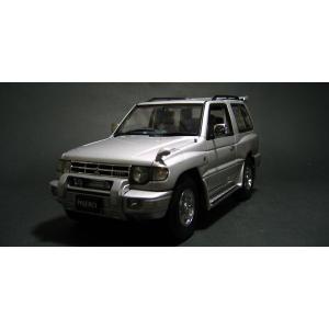 ■オートアート■1/18三菱パジェロSWB1998”シルバー”【ミニカー】｜marusan-hobby