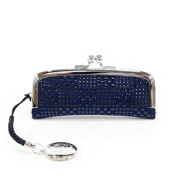 印伝 甲州印伝 印傳屋 上原勇七 印鑑ケース 印鑑入れ 朱肉付き 4303 変わり市松小 紺地×黒漆...