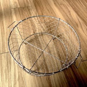 鳥井金網工芸 ステンレス製 手編み水切りカゴ 丸型（直径30cm）　テレビ東京「ちょこっと京都に住んでみた」