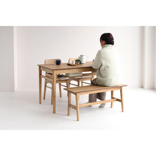 4人がけができるサイズのダイニングテーブル Rasic Dining Table 1200