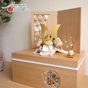 五月人形 兜飾り 三彩（特大） かぶと置物（金屏風/木台 付き） 横石