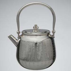 銀瓶 382g 丸型 日本製 松本堂 純銀製 湯沸し 800ml 砲口般若心経文模様 純銀保証