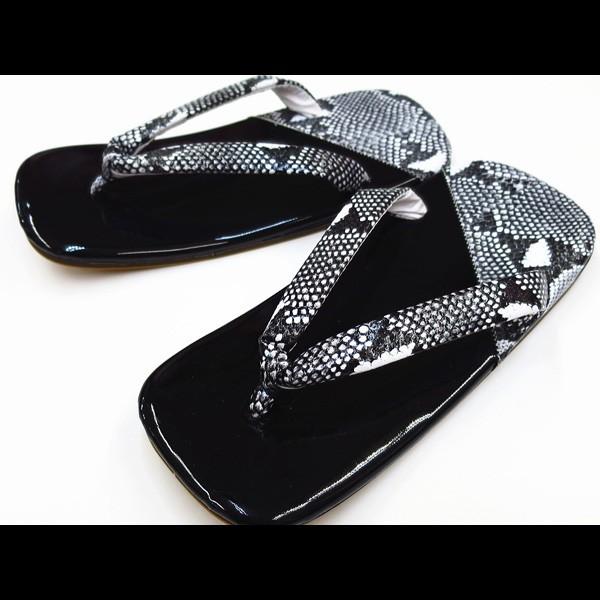 雪駄 セッタ 雪駄 エナメル・蛇柄切り替え（黒） 黒ライト底  ＬＬサイズ（９寸） （２６．５ｃｍ〜...