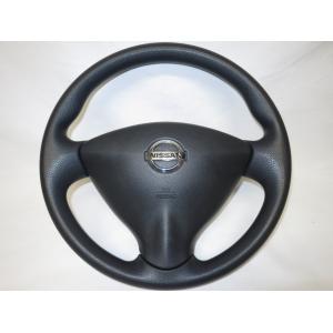 レッドステッチ! モモ momo 日産純正! オプション! 革 ステアリング