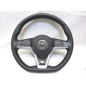 美品!ヒーター付! セレナ GFC27 HC27 HFC27 C27 純正 革 ステアリング