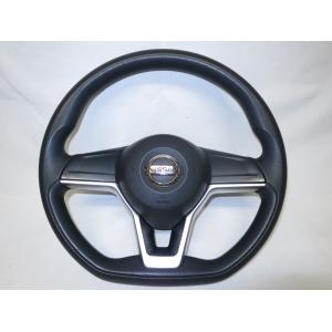 美品 日産 純正オプション MOMOステアリング エアバック付き モモ momo 日産純正OP オプション 革 ステアリング エアバック