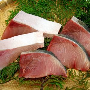 ぶり切り身（冷凍）２切れ入（国産・養殖）（ブリ・鰤・切身）