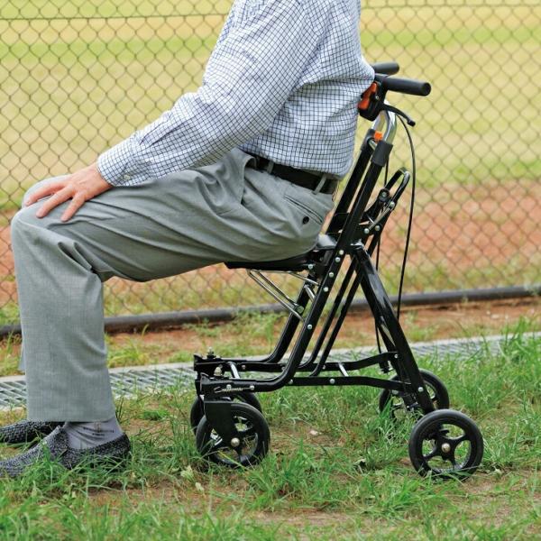 アルミ製シルバーカー スタッグ 高齢者 押し車 座れる