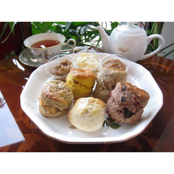 【18周年スコーンBox】5種類の焼いてあるスコーン、クロテッドクリーム、自家製ジャム、自家製栗クリ...