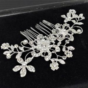 髪飾り 和装 留袖 シルバー パール 結婚式 ...の詳細画像2