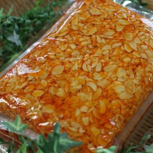 えごまにんにくラー油 1袋(900g)業務用 ...の詳細画像1