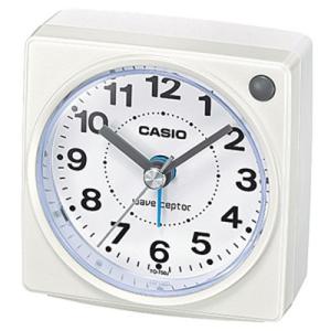 カシオ 電波時計 コンパクト 置時計 アナログ 目覚まし時計 おしゃれなホワイト 白 (CL15JU...