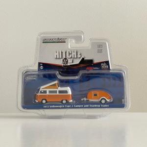 JOHNNY LIGHTNING ジョニーライトニング 1997 Chevy Tahoe with Camper
