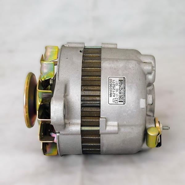 オルタネーター ＜MITSUBISHI ミツビシ　12V 50A　A2T25271＞要コア返却  M...