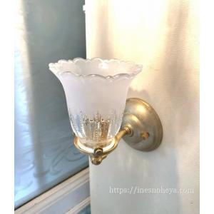 アンティーク調の真鍮製、小さなブラケットライト（ウォールランプ）＆ コンビネーションガラスのお洒落な...