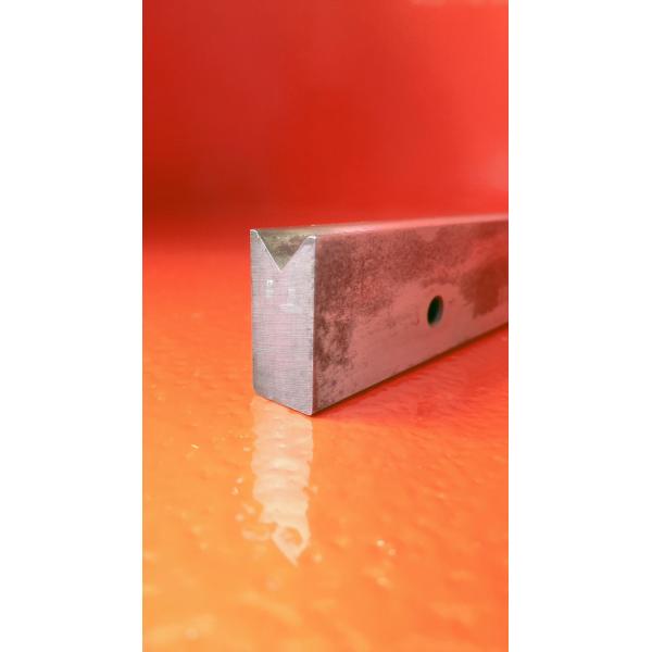 アマダ製　プレスブレーキ・ベンダー用　中古金型　1Vダイ特型/V=12/88°/長さ＝835【BA-...