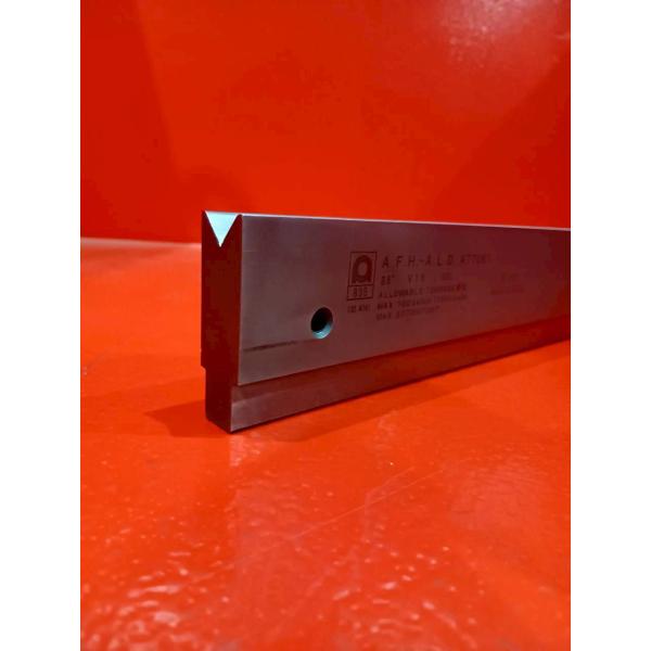 アマダ製　プレスブレーキ・ベンダー用　中古金型　AFH　A77061/1Vダイ/V=16/86°/長...