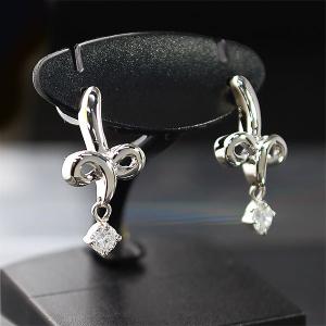ダイヤモンド 計0.05ctx2 ピアス プラチナ(Pt900) 【中古】 ジュエリー 