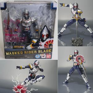 『中古即納』{FIG}S.H.Figuarts(フィギュアーツ) 仮面ライダーブレイド 仮面ライダー剣(ブレイド) 完成品 可動フィギュア バンダイ(20130824)｜media-world