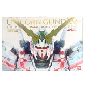 『中古即納』{PTM}PG 1/60 RX-0 ユニコーンガンダム 機動戦士ガンダムUC(ユニコーン) プラモデル(0194365) バンダイ(20141213)｜media-world