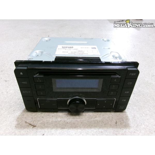トヨタ 純正 DEH-8138ZT CDデッキ プレーヤー オーディオ 2DIN USB AUX 0...