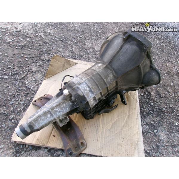 車種不明 ニッサン 純正 ノーマル ミッション 510 ? ブルーバード ? 分かる方 / 2R11...