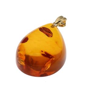 K18ストーンメノウカメオペンダント：ブローチ GALLERY megumi 保証書付き K18 瑪瑙 ストーン カメオ ブローチ